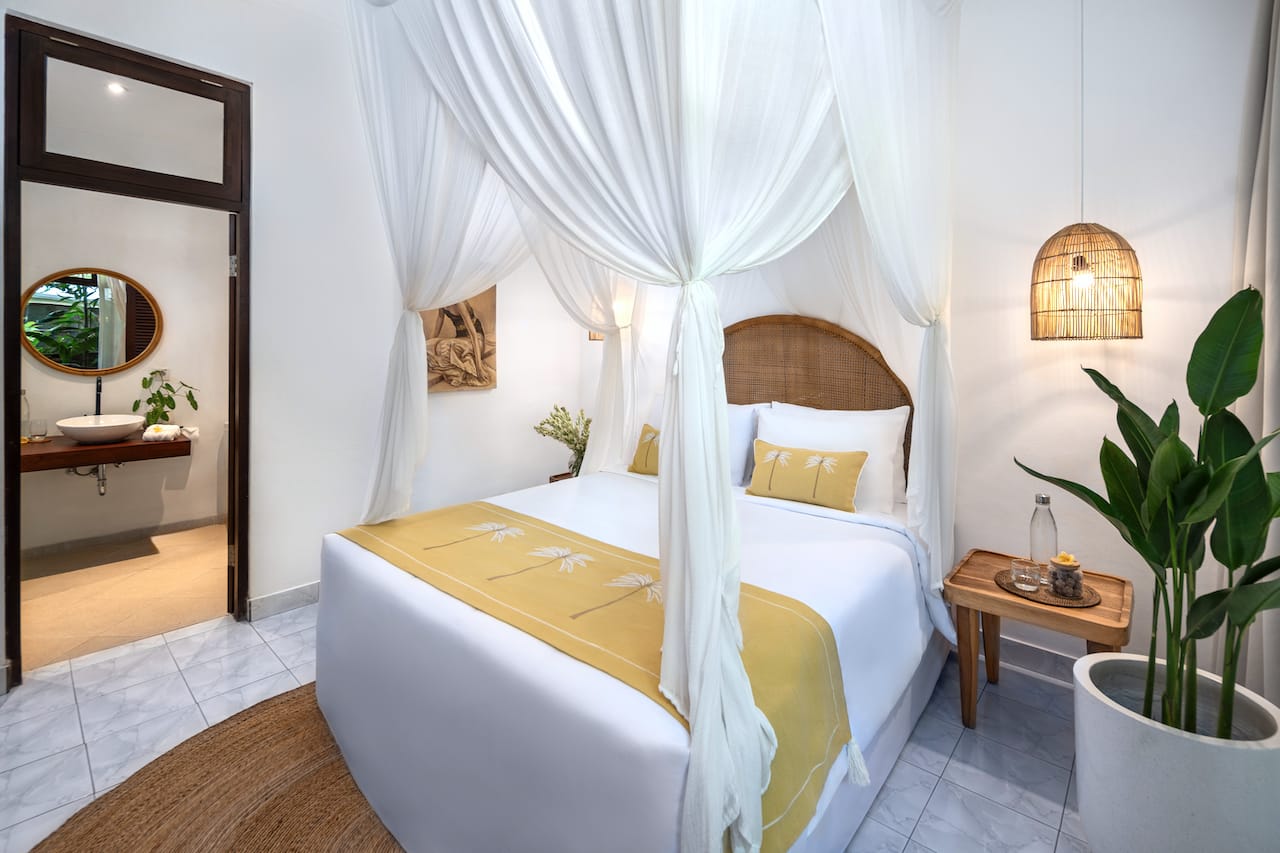 Shambhala Deluxe Patio Ubud Retreat Room