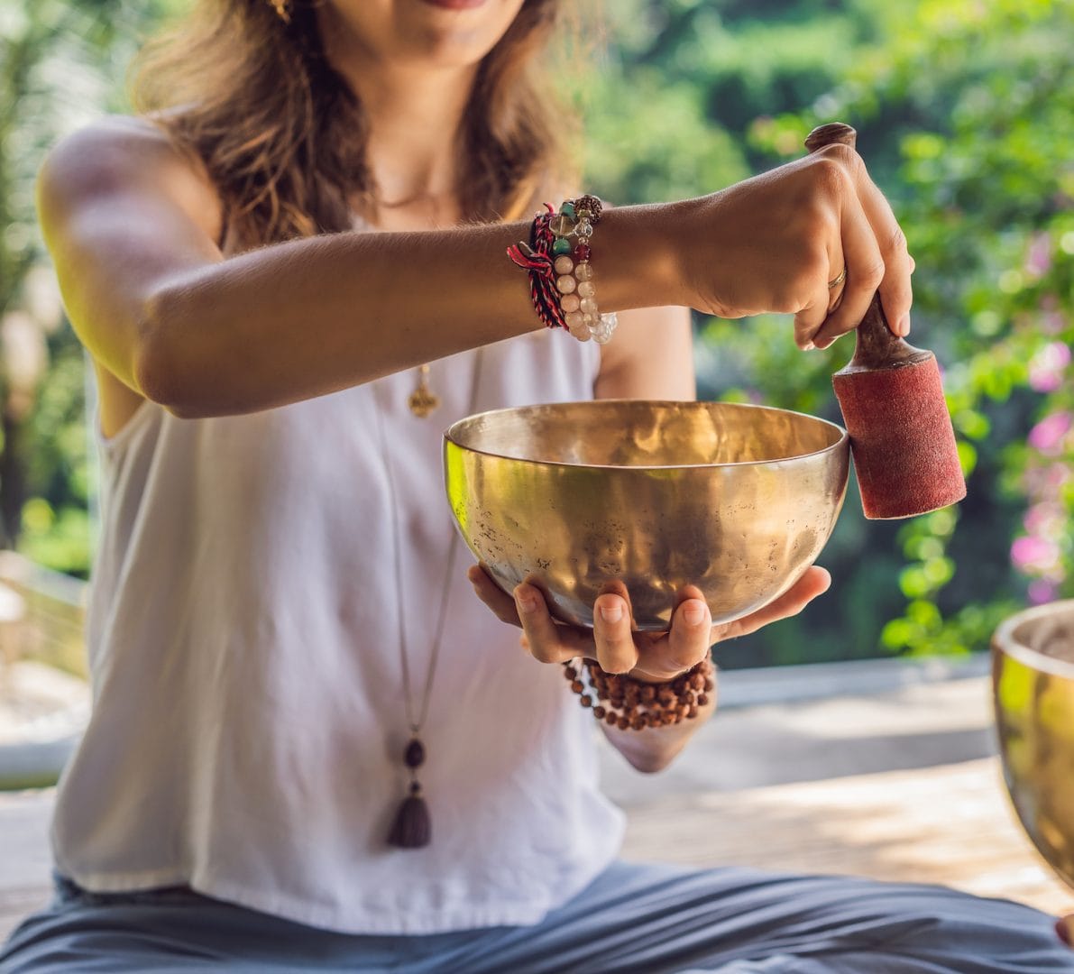 spiritual_retreat_sound_healing_woman